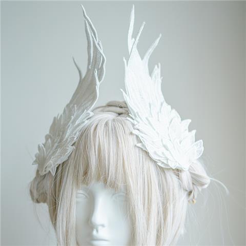 Couvre-chef Lolita ailes d'ange plume noir blanc, Style de spectacle de fête gothique, ornement de cheveux: WHITE