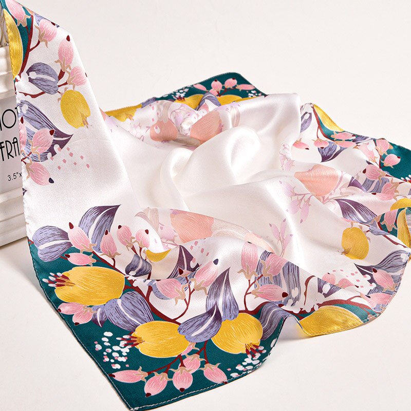 Silke firkantet tørklæde til kvinder print bandana naturlig silke tørklæde tørklæde lille suqare silketørklæde hår tørklæder 65 x 65cm: Farve 19