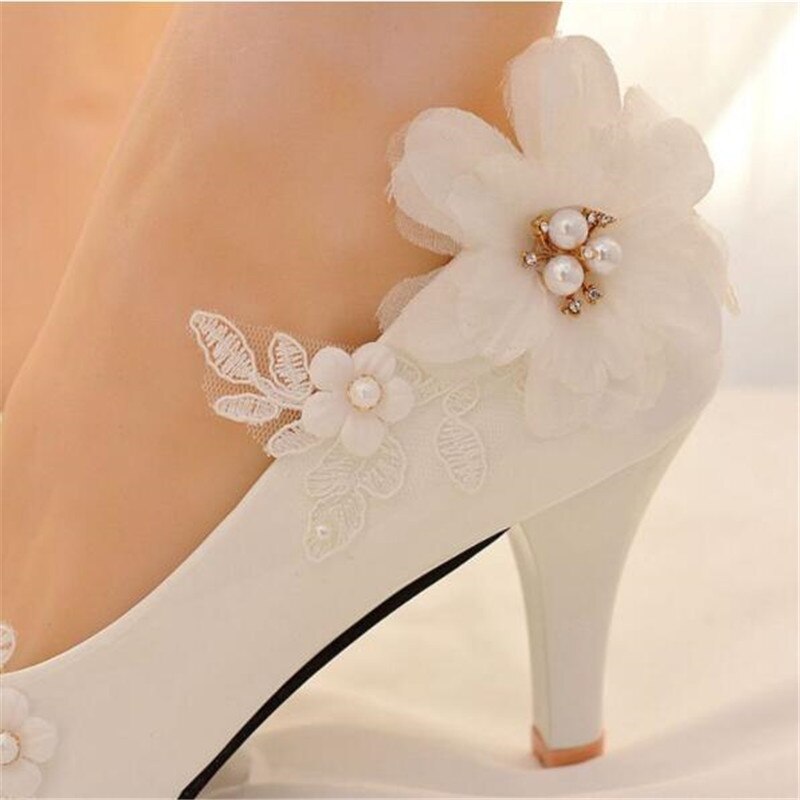 Classic white lace flower wedding shoes woman high heels women low heels bridal shoes female shoes plus size 41 42