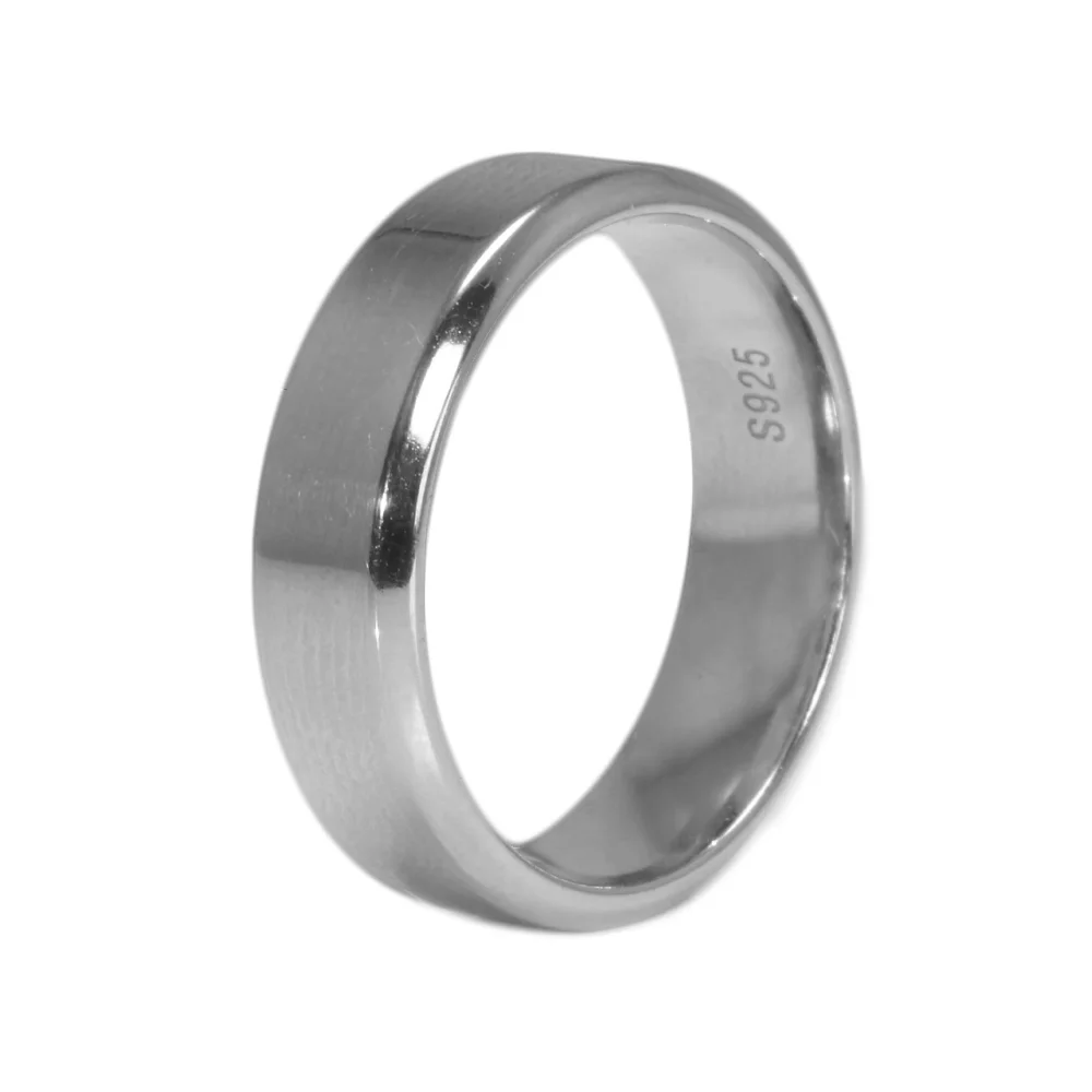Anello classico lucido in argento sterling 925 da 6 mm per uomini e donne Nome libero inciso all'interno di gioielli minimalisti con fede nuziale liscia