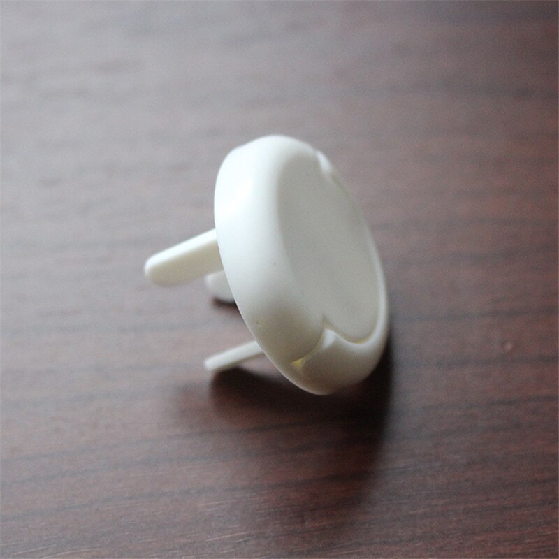 50PCS 2 or 3 Phase Plugs Sockets Safe Lock Cover Anti Electric Shock Plugs Protector Cover Cap Baby Children Safety Guard