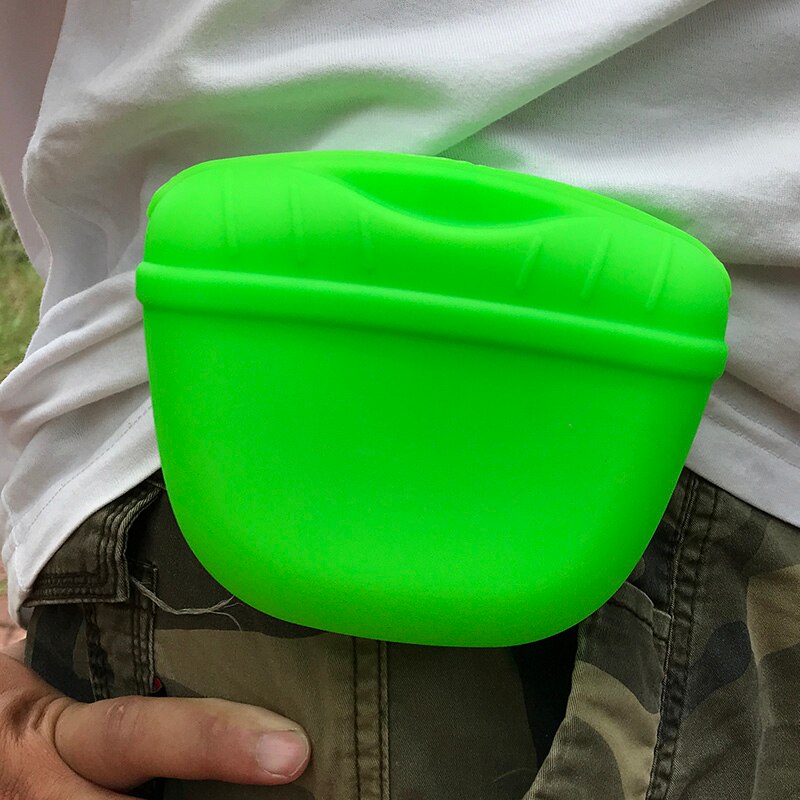 Silicone Outdoor Portable Dog Treat Waist Bag Snack Haversack Pocket Reward Bags Dogs Cats Training Bag Pet Accessories: Green