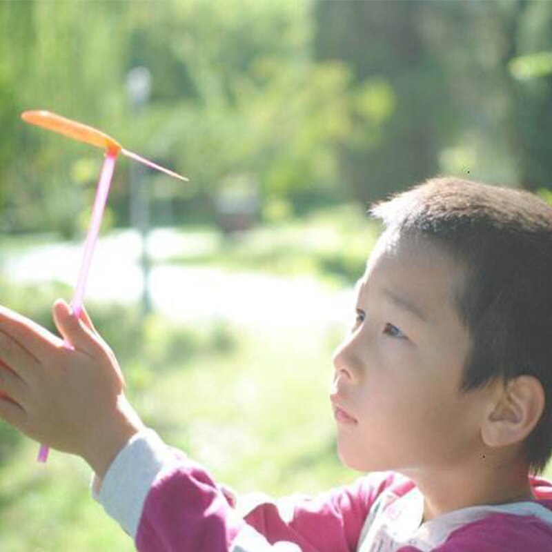 Youne shone, hélicoptère en plastique, libellule volant, hélicoptère classique, jouets d'extérieur traditionnels pour enfants, jeu pour bébés, flèches en spirale