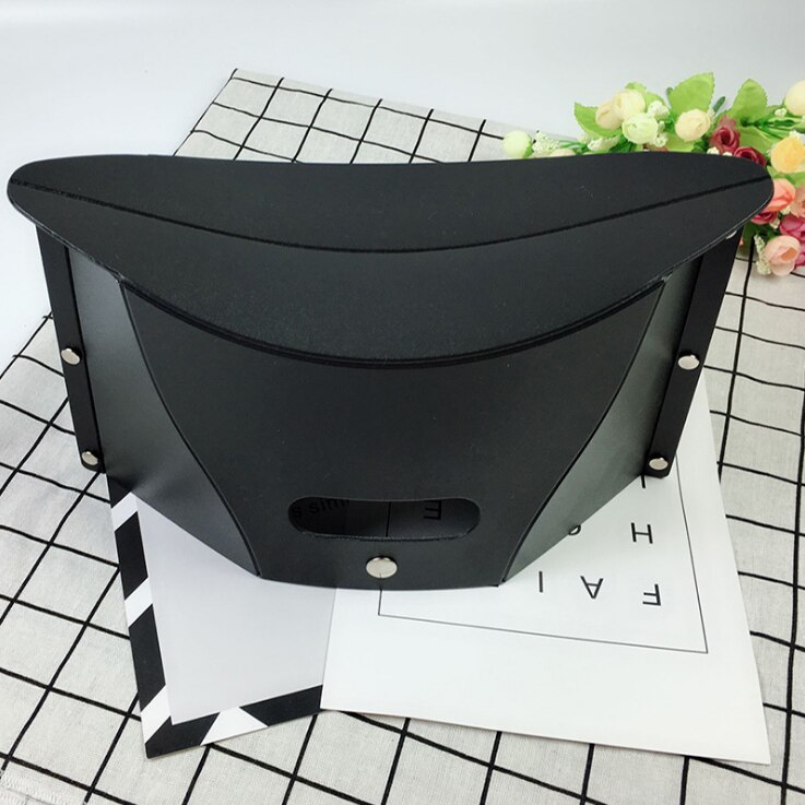 Outdoor Portable Three-legged Stool Folding Beach Chair Fishing Stool Park Bench: Black