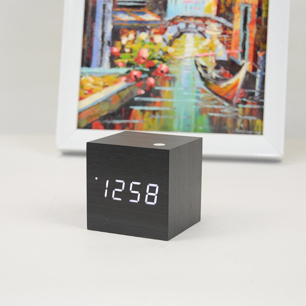 Slt-6029 Vierkante Houten Klok Met Voice Control Vierkante Houten Klok Creatieve Mute Wekker Led Wandklok