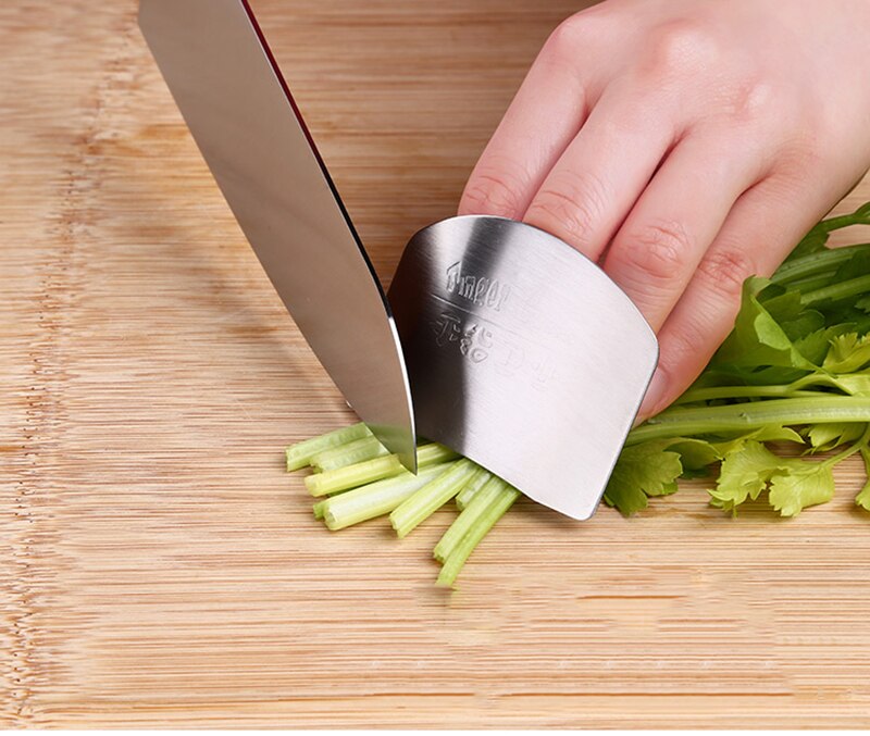 Kitchen accessories gadgets Helper Stainless Steel Hand Guard Finger Protectors Safety Cooking Tools for vegetable peeler cutter