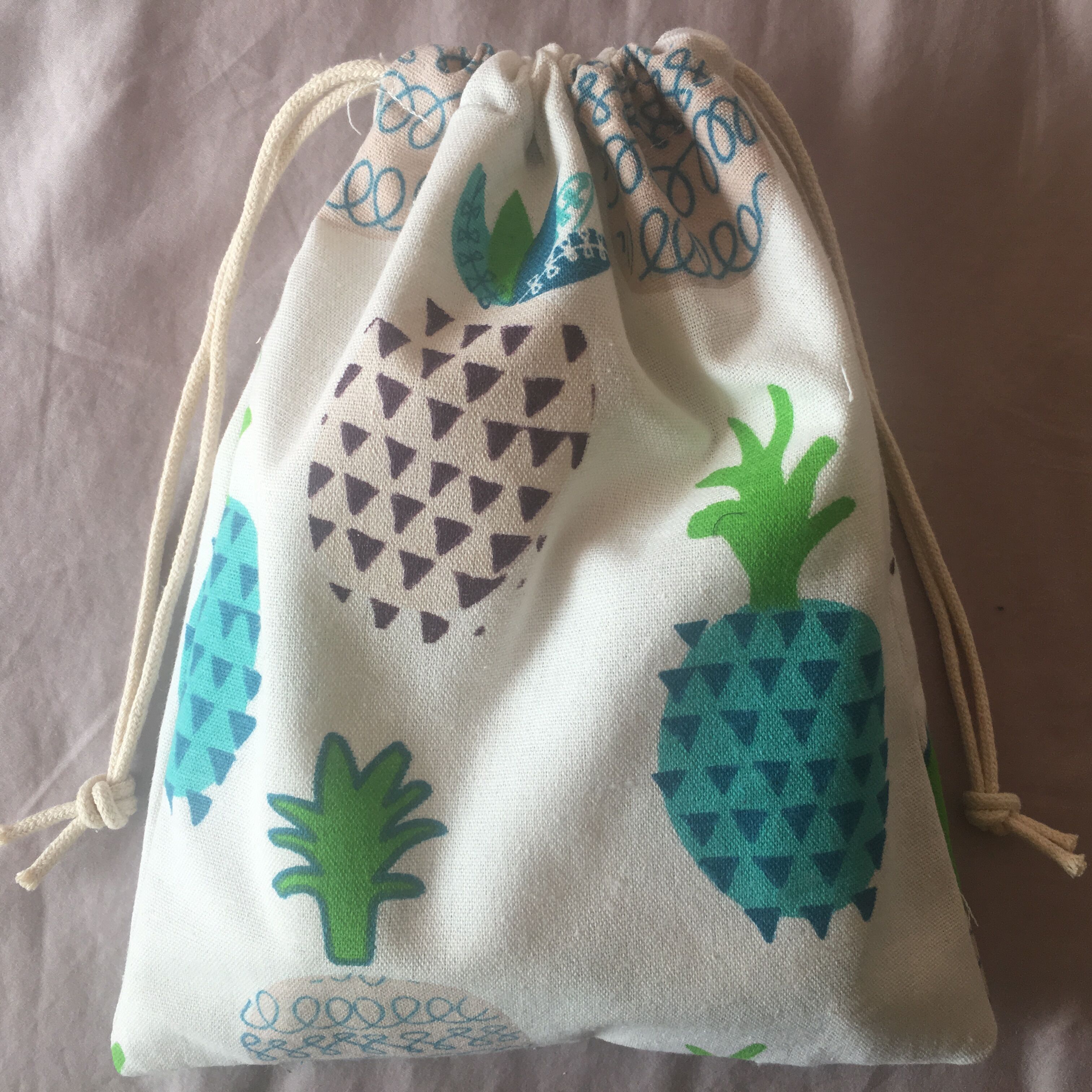 Katoenen trekkoordtasje thuis georganiseerd feesttasje ananas blauw 20312d