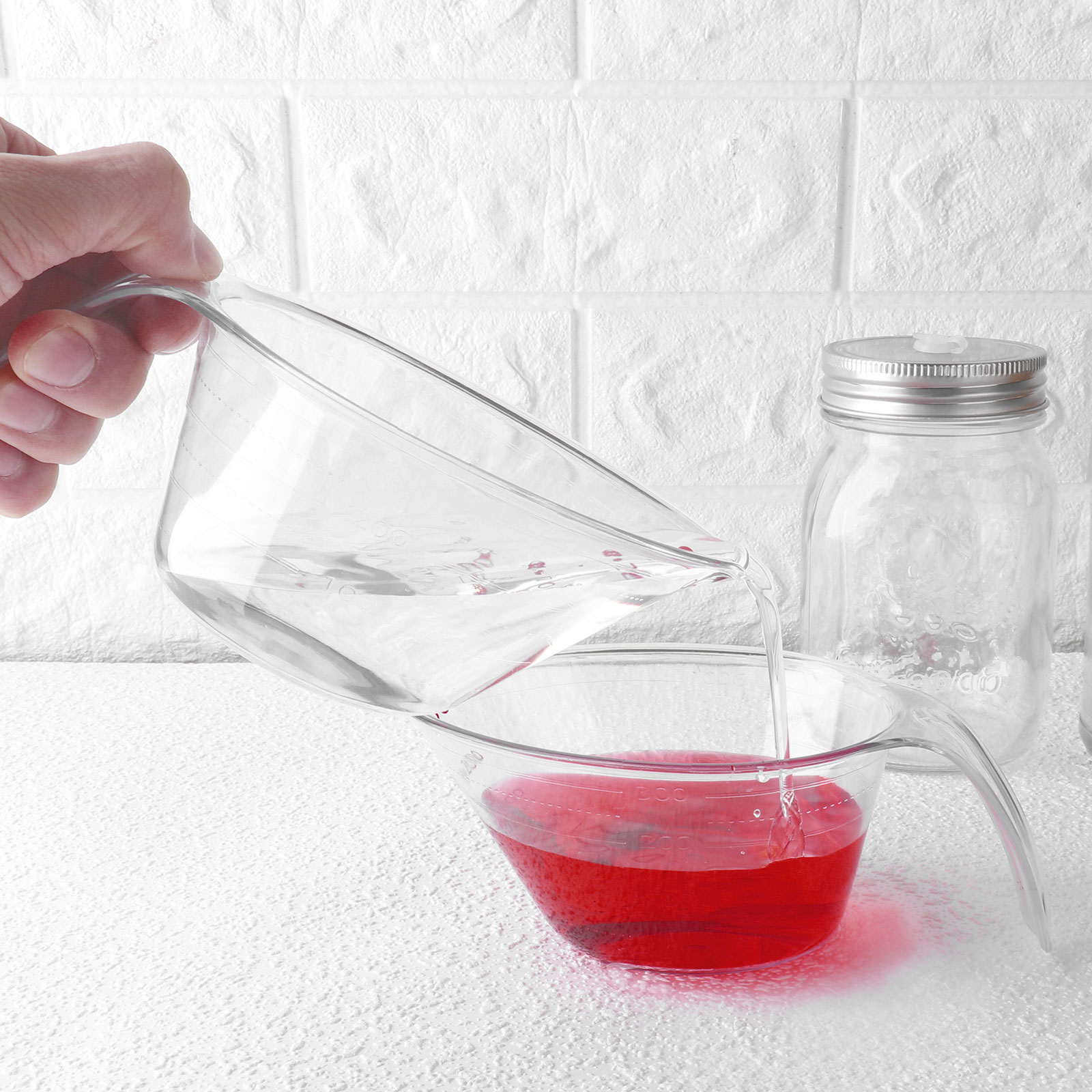2Pcs Pancake Batter Pitchers Long Spout Funnel Pitcher Jugs Clear Resin Measuring Cups Graduated Containers for Soap Cake Making