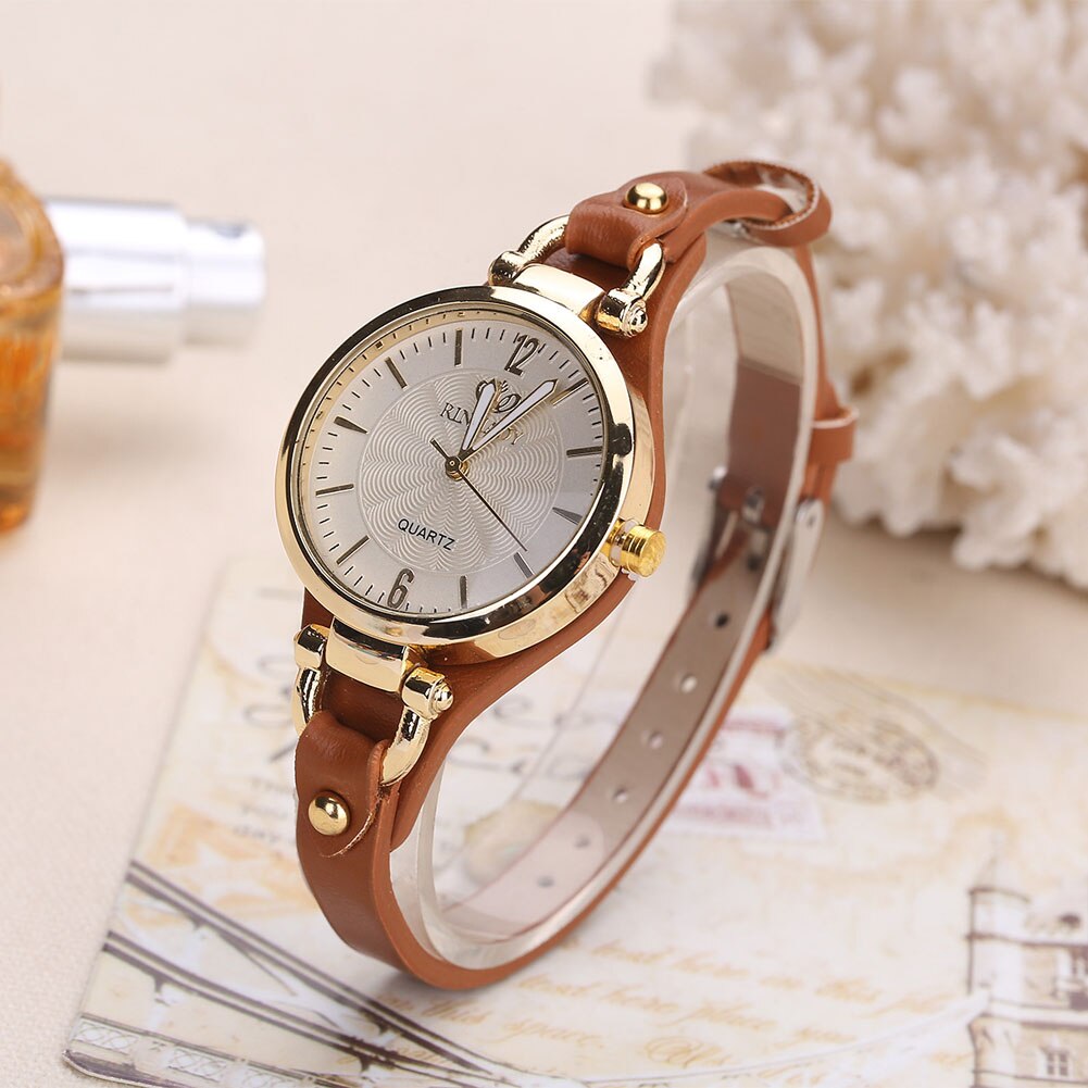 Vrouwen Casual Horloges Ronde Wijzerplaat Klinknagel Pu Lederen Band Horloge Dames Analoge Quartz Horloge Luxe Polshorloge: Bruin