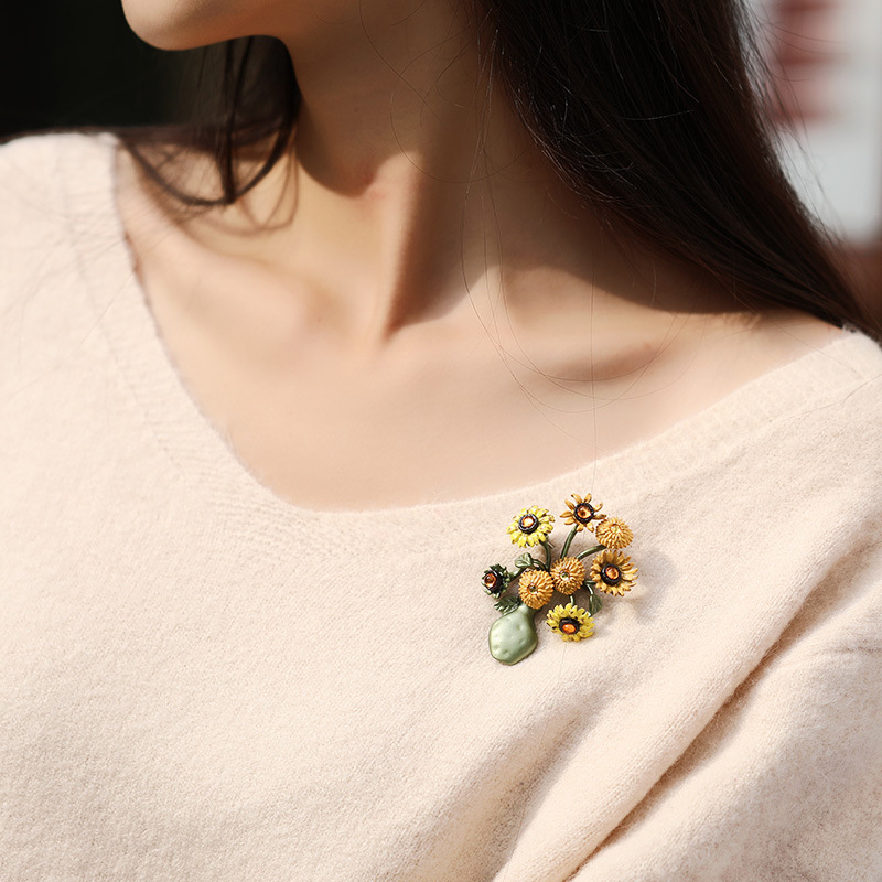 Broches de florero de girasol Retro para mujer, broche de otoño e invierno, accesorios de ,