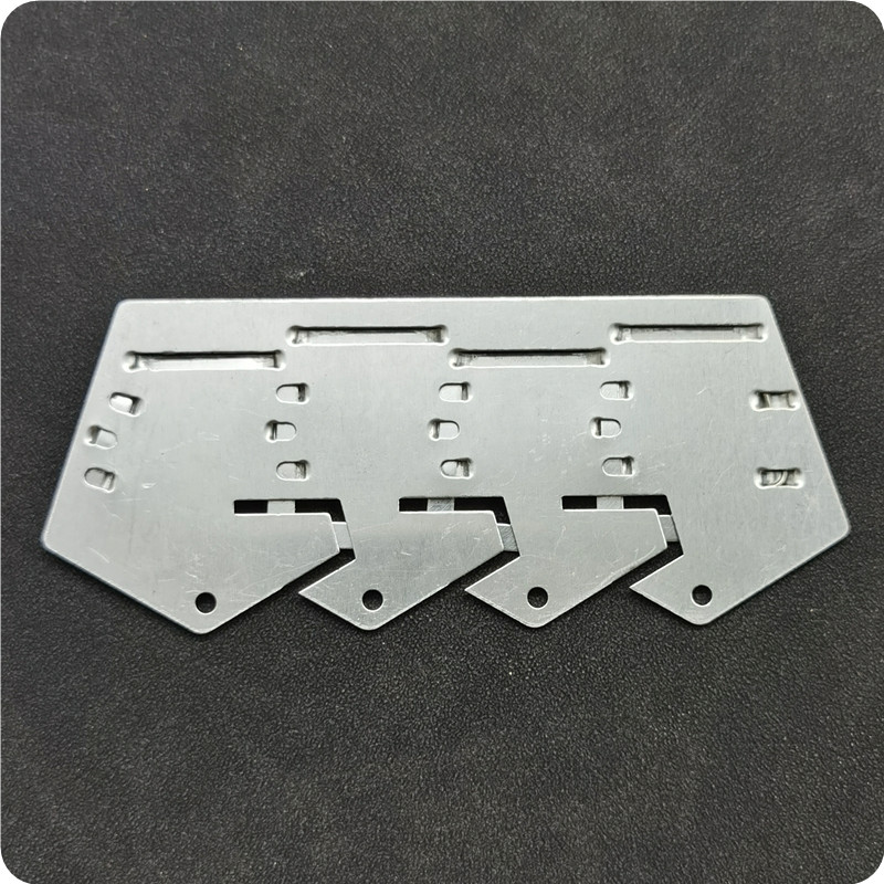 Medal accessories: Dark Khaki