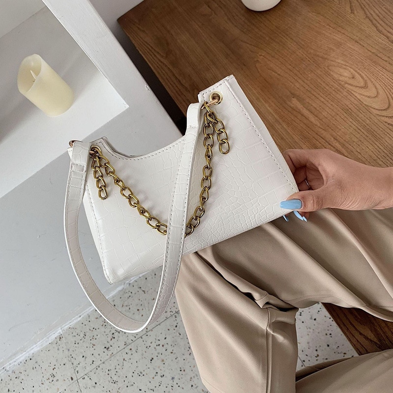 female bag small bag Korean texture wild crocodile pattern shoulder bag net red envelope chain handbag: white