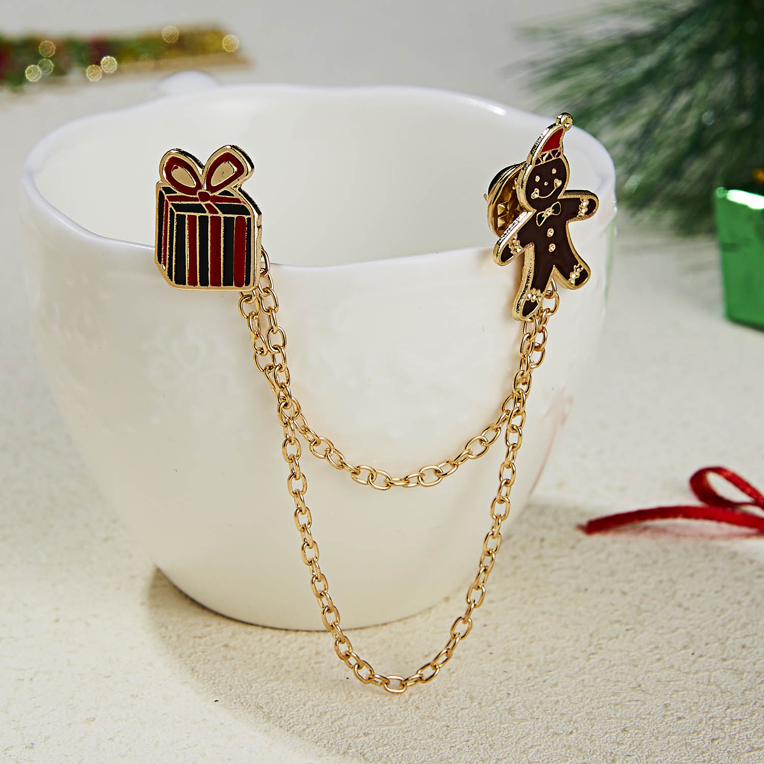 Weihnachten Brosche Stifte Santa Claus Weihnachten Baum Quaste Perle Anhänger Brosche Elch Glocken Glocken Schneemann Glocken Schneeflocke Weihnachten Brosche