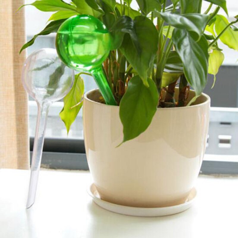 Alimentador automático de agua para plantas, bolas de plástico de PVC, alimentador de flores, latas de riego para interiores y exteriores, 1/4 piezas
