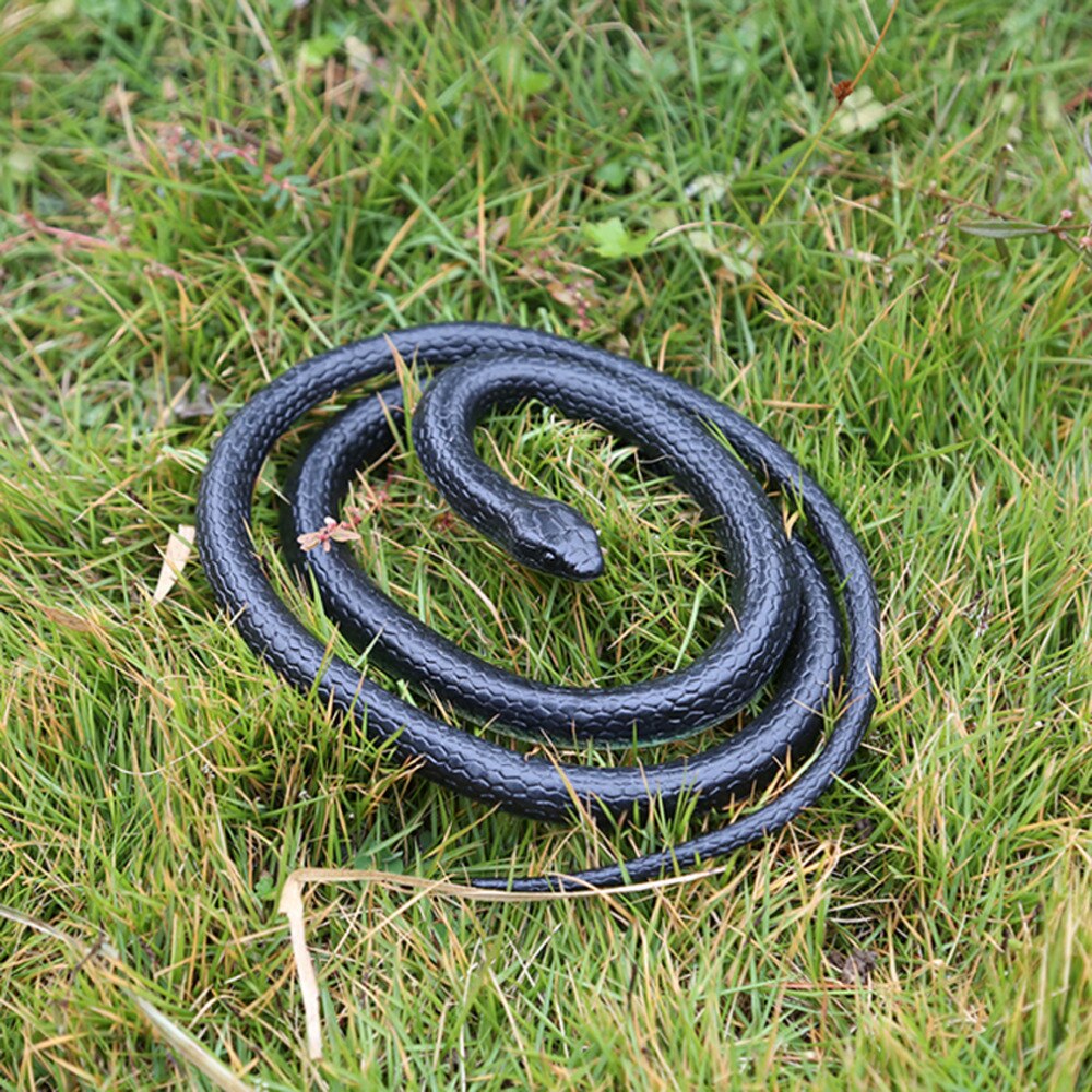 Halloween Realistic Soft Rubber Toy Snake Safari Garden Props Joke Prank About 125cm Novelty and Gag Playing Jokes Toys