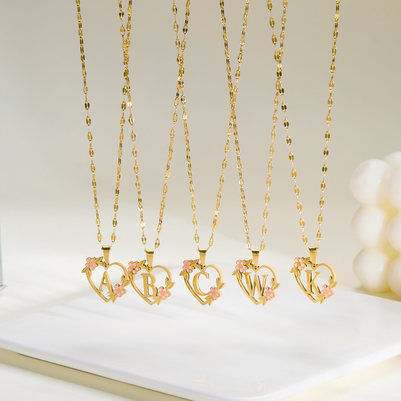 Collar con colgante de nombre y letra inicial de acero inoxidable con flor coreana para mujeres y hombres, gargantilla de amistad con letras de A-Z, de joyería