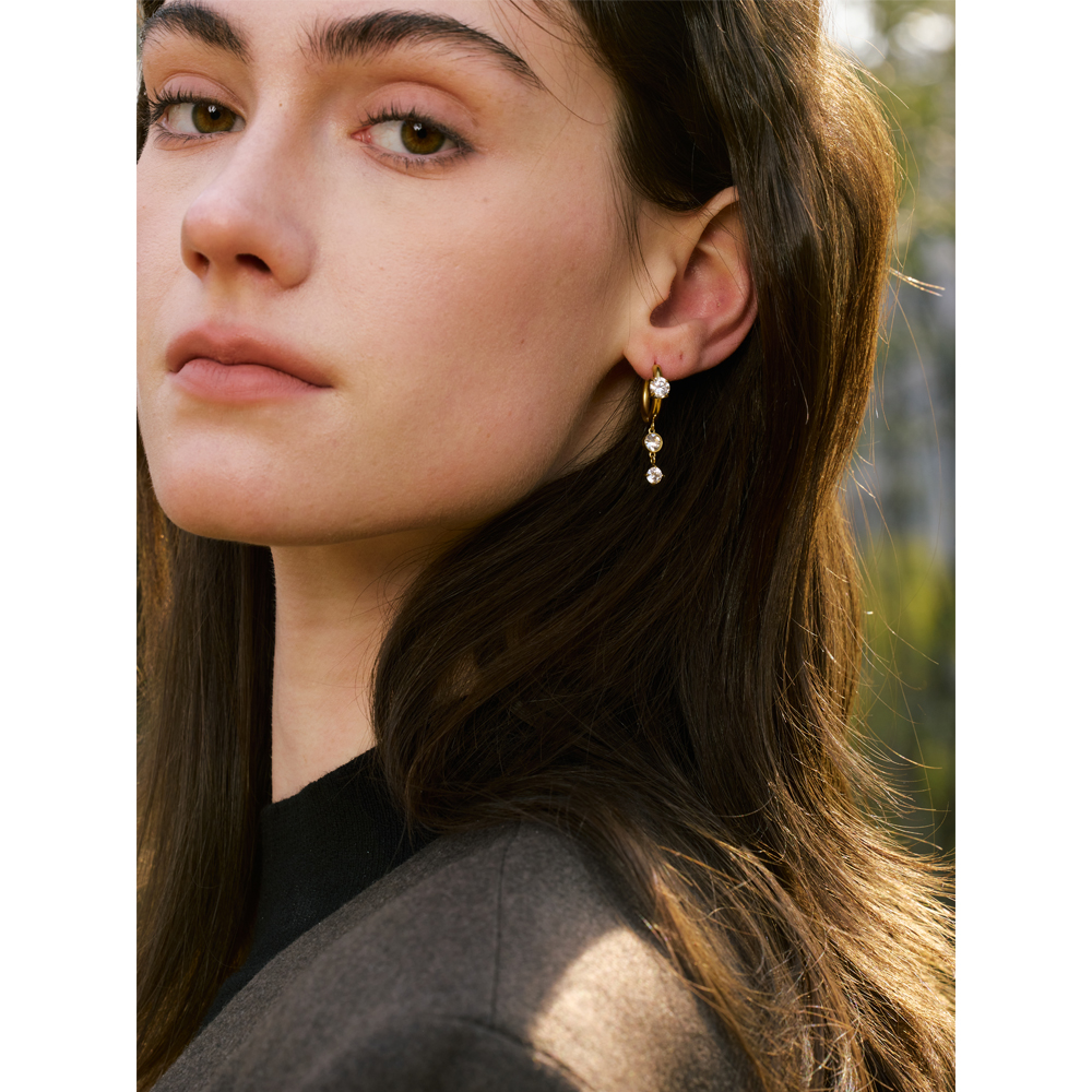 Yhpup roestvrijstalen oorbellen met glanzende zirkonia steentjes, verguld met goud en platina pvd, delicate chique sieraden, aanbevolen.