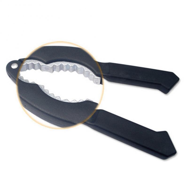 Nutshell Nuts Cracker Latch Remover Breaker Walnut Nut Peeler Little Nut Cracker Nutcracker Fruit Tools Kitchen Tools