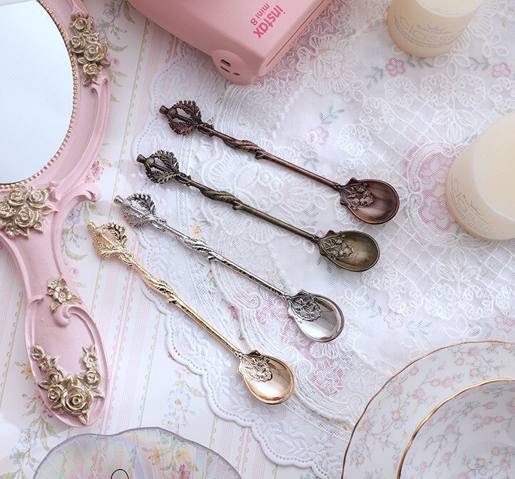 Mini Royal Style Alloy Spoons Forks Vintage Metal Carved Coffee Fruit Dessert Cutlery Fork Tea Ice Cream Spoon Kitchen Flatware