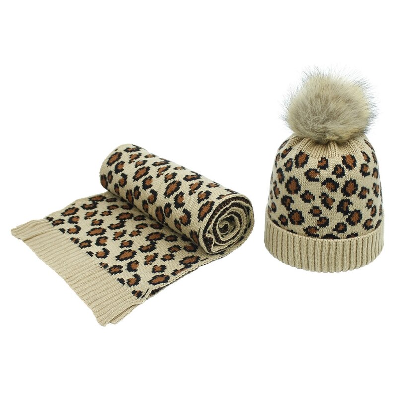 Dam stickad mössa och halsduk i 2 delar vinter vintage leopard fluffig pompom med manschett döskalle tjockare sjal halsvärmare: Kamel