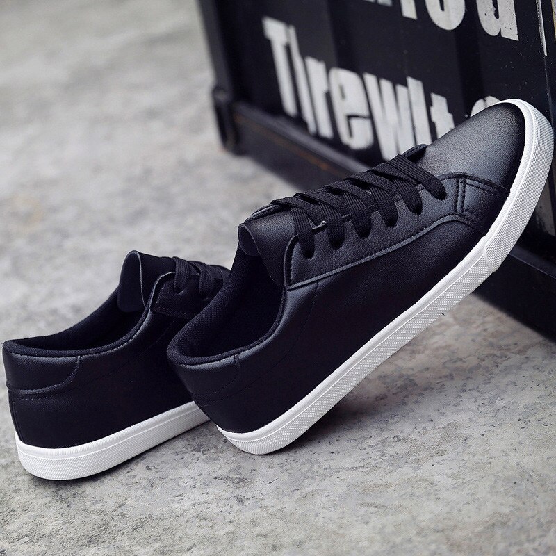 Flade sko kvinder sneakers fritidssko kvinde snøre hvid sneaker kvinder flade komfortable zapatillas mujer tenis feminino: Sort / 5.5