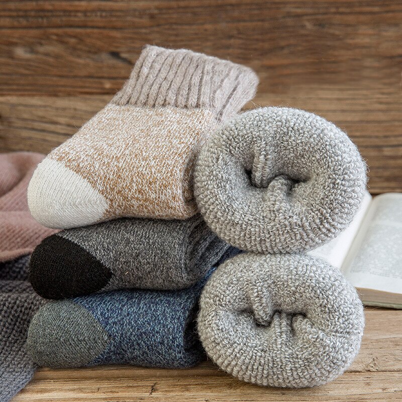 Calcetines de lana resistentes al frío para hombre, medias gruesas de terciopelo, súper gruesas y cálidas, de tubo, de Cachemira, para invierno del Norte