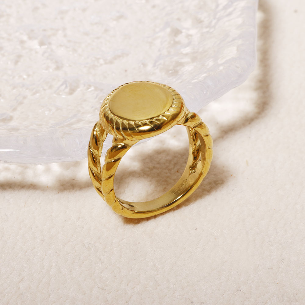 årgang rund rustfritt stålring til kvinner eksklusiv lett luksus temperament glanset gullfarget ringe smykker