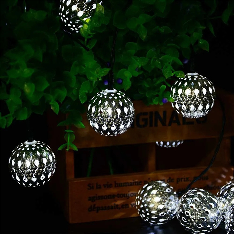 Battery Powered Moroccan Ball Lamp String LED Wrought Iron Metal Hollow Out Ball String Fairy Light 1.5/3 Meter 10/20LED C1
