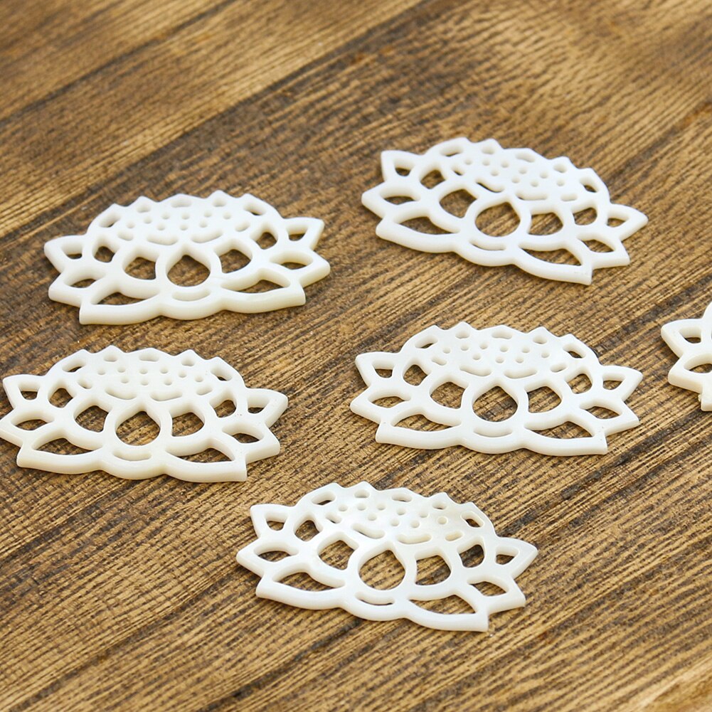 Matériel naturel Type Lotus Wisp vide coquille d&#39;eau douce bijoux artisanat bricolage boucles d&#39;oreilles accessoires de collier 5 pièces
