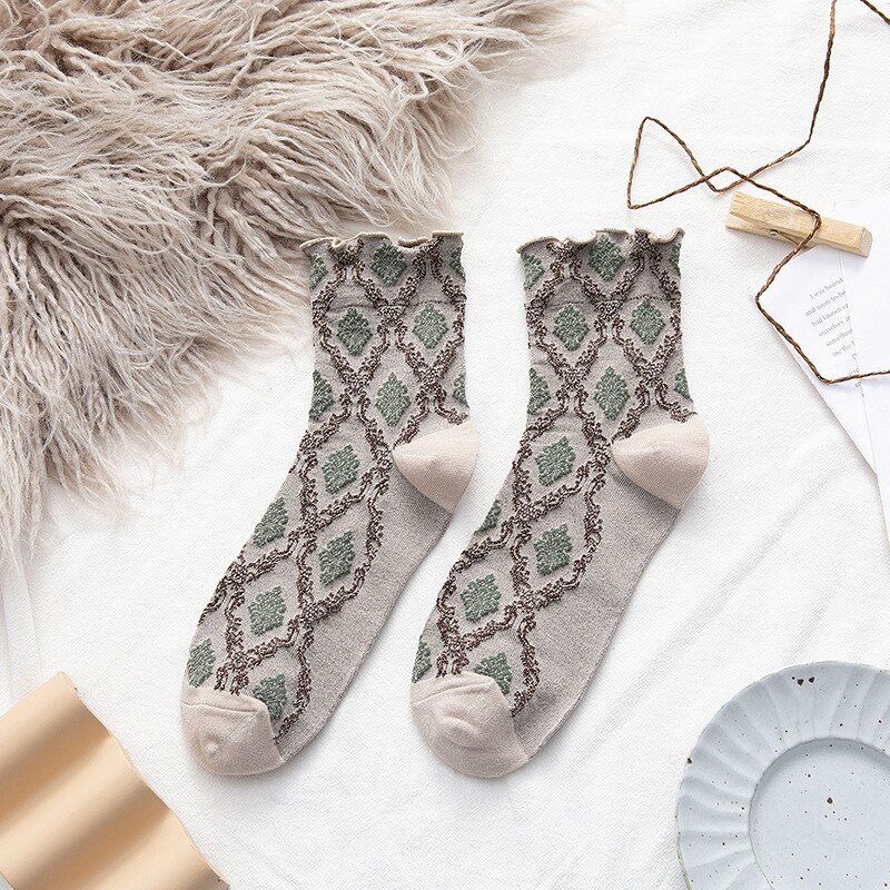 Calcetines Harajuku de estilo pijo, Retro, Vintage, de equipo, con pinta Floral, con volantes, Kawaii japonés, calcetín de mujer para Navidad: Light Gray