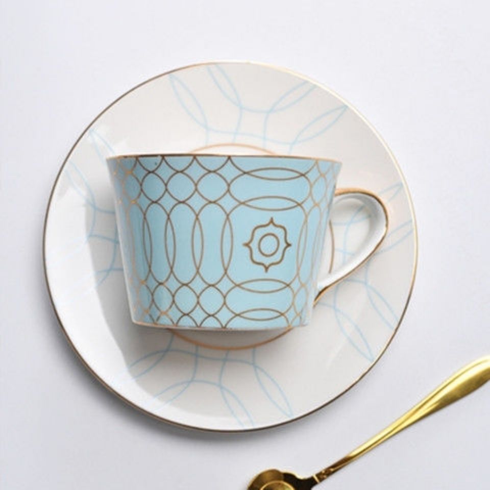 Ins – ensemble européen de tasses à café en céramique, tasse créative, maison avec soucoupe, cuillère, tasses à thé et soucoupes, Latte, pour amis
