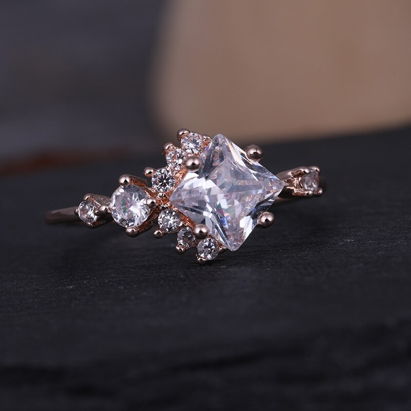 Chique schattige dame afslankende ster zirkoon ring trouwsieraden