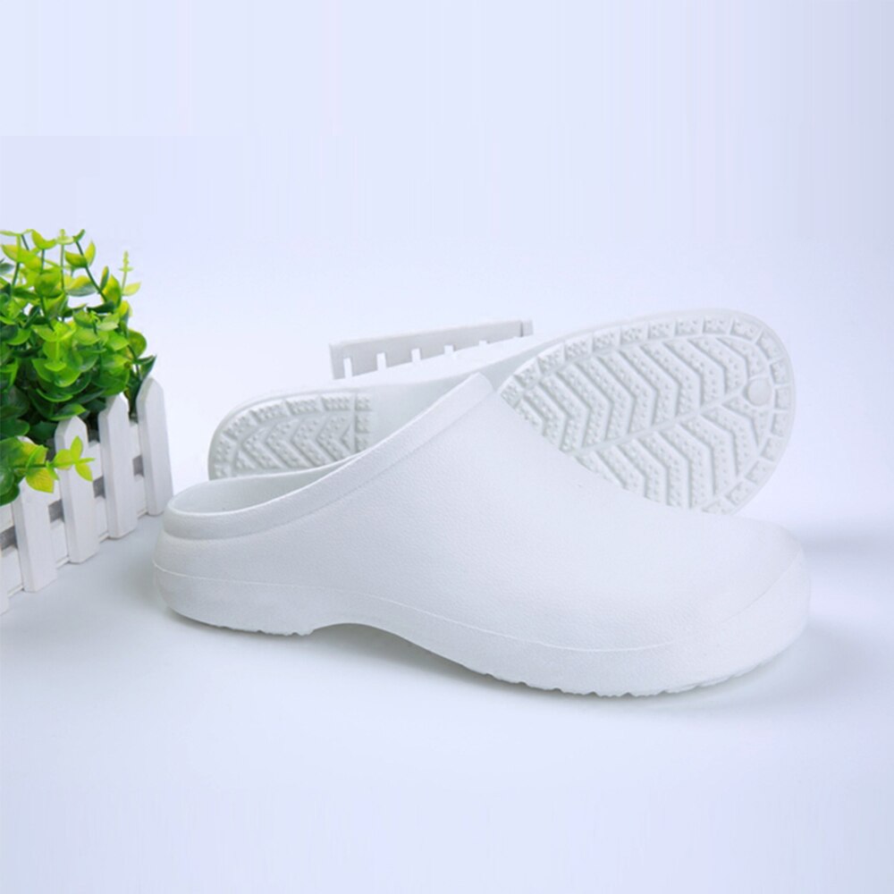 Skrubbar skor för man kvinna husdjursvård arbetsskor halkskydd tofflor fungerar mjuka platta skor kosmetolog spaskor: Vit / Xxl
