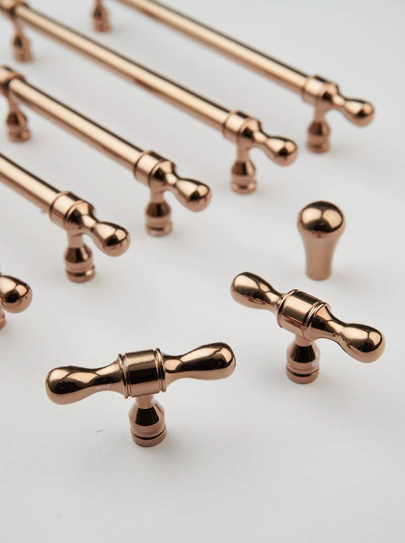 Messing dørhåndtak og knotter til skap, skuffehåndtak i rosegull, vintage kjøkken, langt håndtak, garderobeskap, kommodebeslag