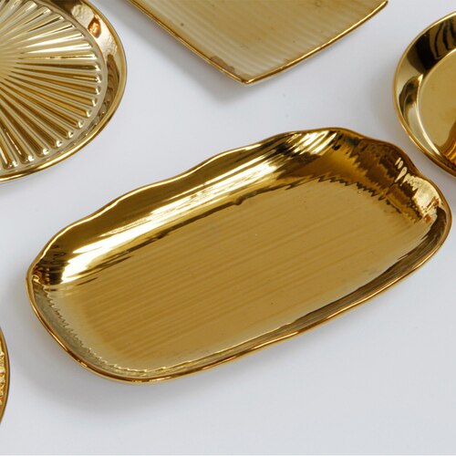 EuropeanGolden ceramic plate Pizza Dessert Steak Dinner Set Porcelain Tableware Decorative pastry Fruit Salad Food Tray: 20.5x11x2.5cm