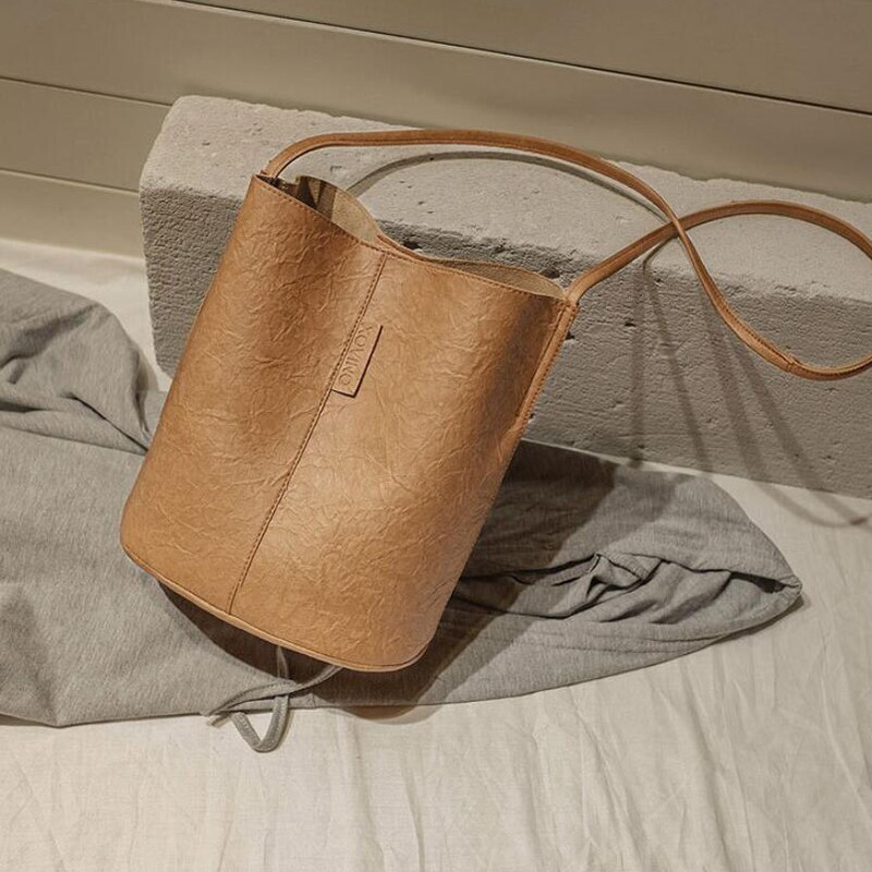 Retro bucket bag pu letaher skuldertaske stor kapacitet crossbody taske let shopping skuldertaske avanceret dame håndtaske: Lysebrun