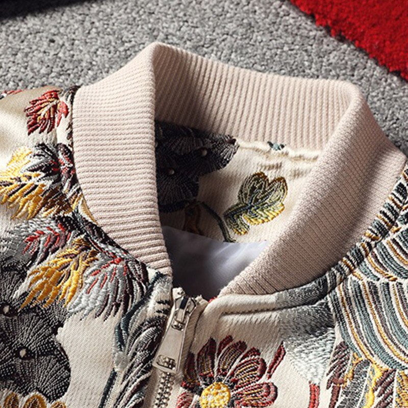 Chaqueta Bomber con bordado Floral y Grulla para hombre, ropa de calle con cuello levantado, estilo japonés, chaquetas de béisbol universitarios, abrigo de otoño