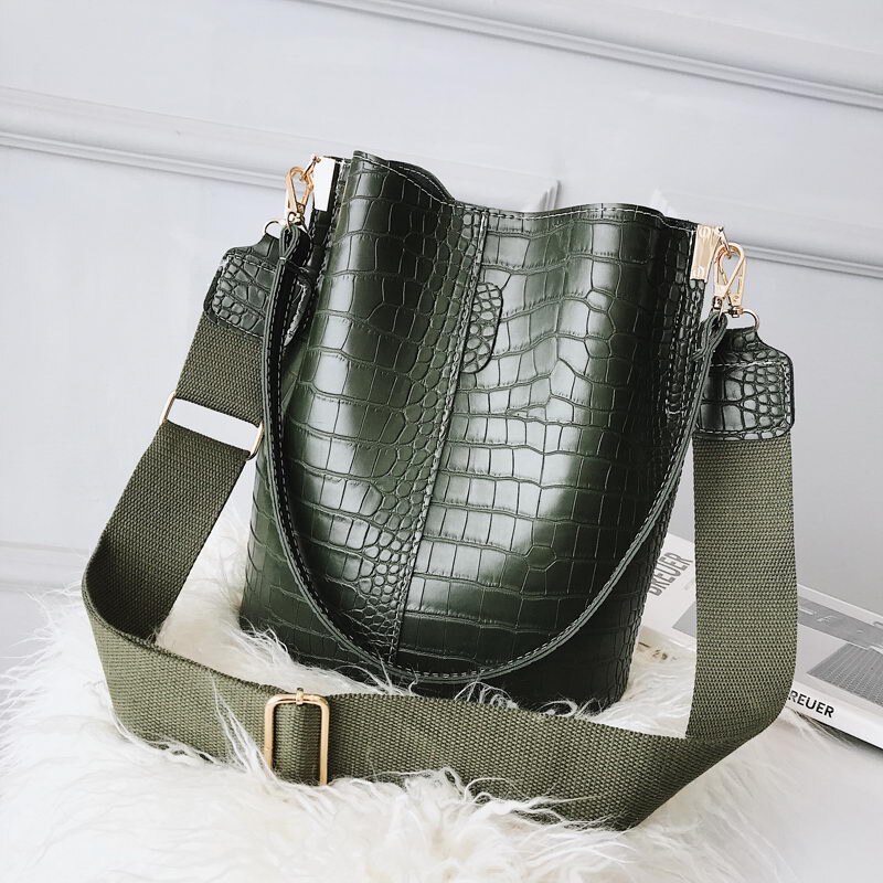 Ansloth Crocodile Crossbody Bag For Women Shoulder Bag Brand Women Bags Luxury PU Leather Bag Bucket Bag Handbag HPS405: green
