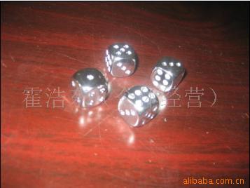 16mm hoogwaardige ronde, gegalvaniseerde dobbelstenen van abs-kunststof (gegalvaniseerd zilver, goud en koper)