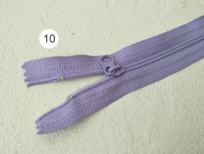 1Pc 20cm No. 3 zipper Closed Tail Nylon Round Head Zipper Strip Clothing Cushion Bag Handmade diy Accessories DX0006: No10