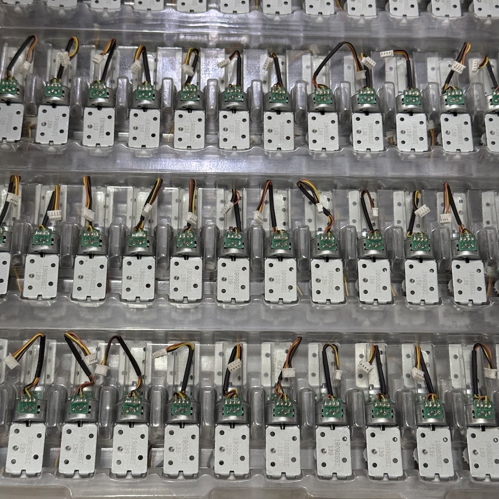 15BY Micro Mini 15 mm 2-Phasen 4-Draht Schrittmotor Lineare Schraube Welle Ausgang 13T Getriebe Schrittmotor für Überwachungskamera einstellen