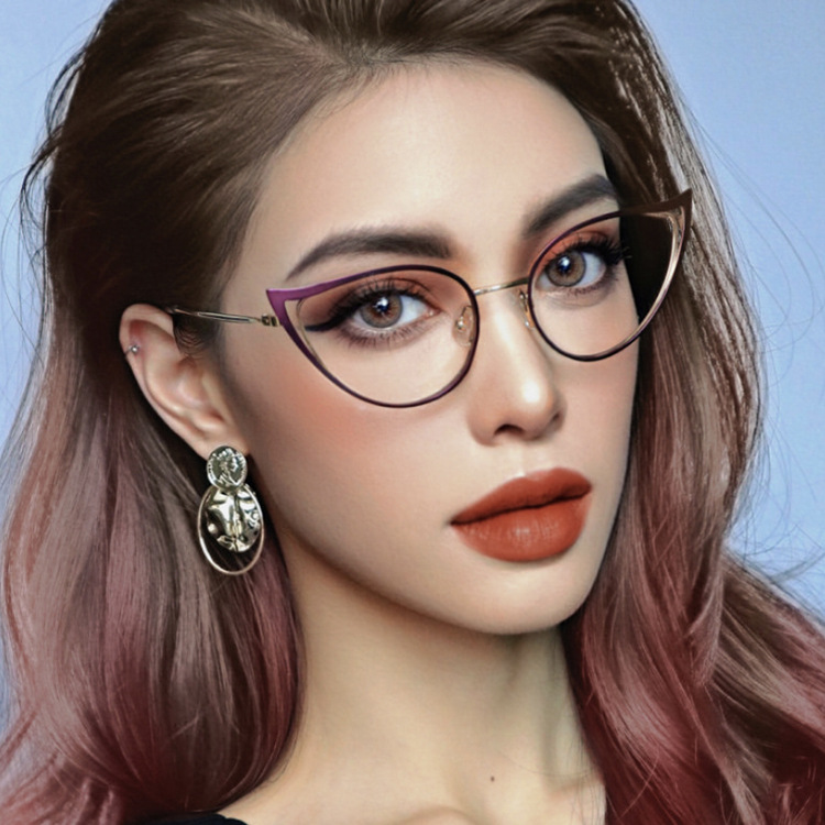 Gafas ultraligeras Unisex con personalidad, gafas antiazules con forma de ojo de gato ahuecadas, gafas ópticas decorativas de Metal a la