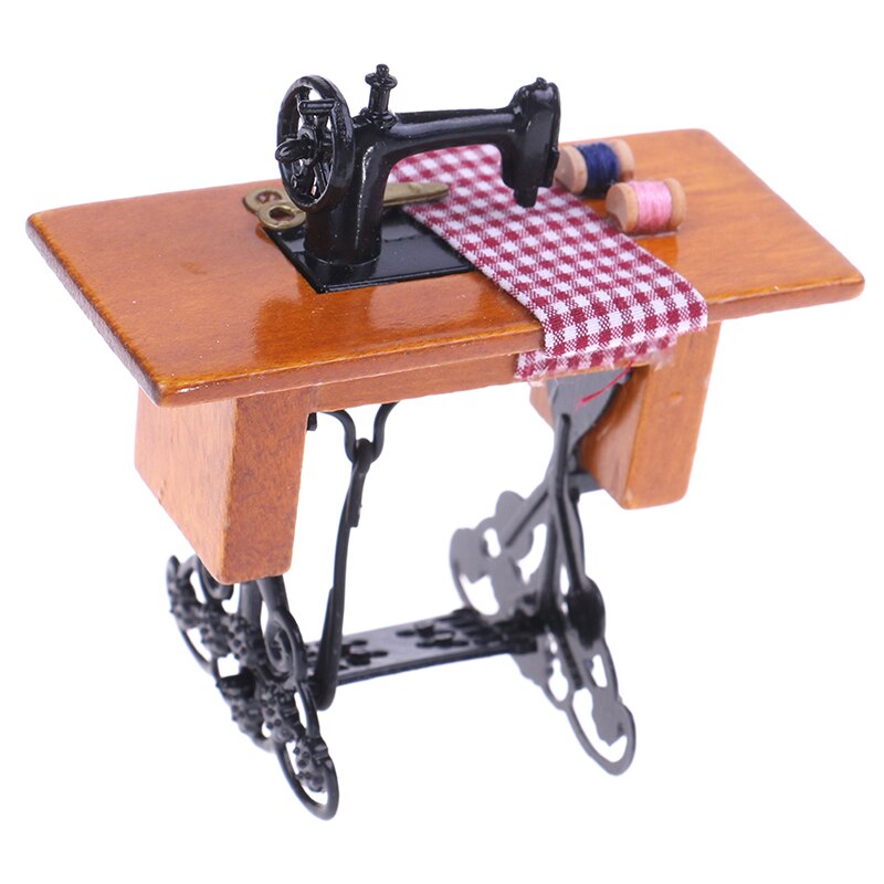 Miniature Sewing Machine With Cloth Accessory for 1/12 Scale Dollhouse Decoration