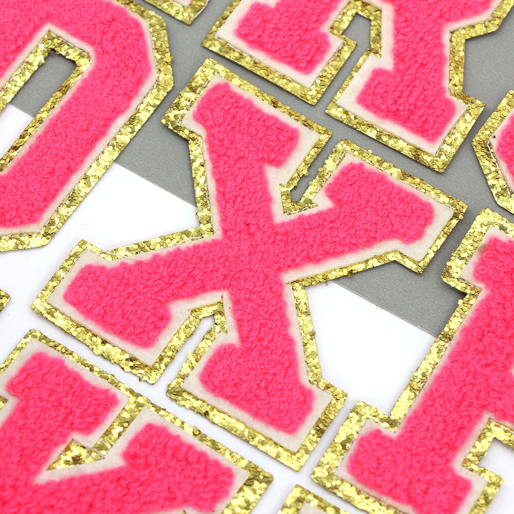 Parche con letras bordadas de rosas grandes de 80MM para ropa, parches de chenilla con lentejuelas doradas, apliques para planchar, camiseta con nombre DIY, pantalones vaqueros