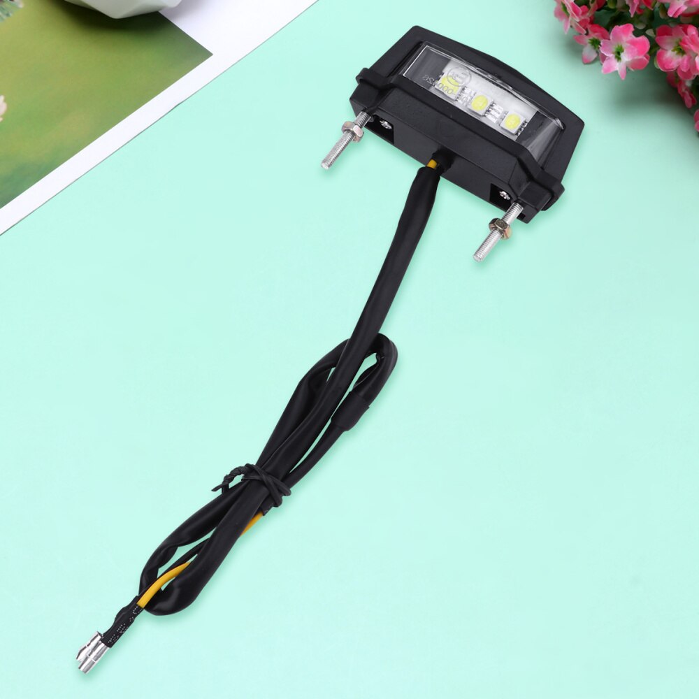 1pc kentekenplaatverlichting eenvoudige auto exterieur accessoires nachtsignaal verlichting lampen voor auto scooter motorfiets