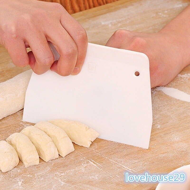 Coupe-pâtisserie en plastique, spatule à gâteau, grattoir à pâte, pain trapézoïdal, outils de Fondant de Pizza, couteau à beurre, ustensiles de cuisson sûrs blancs