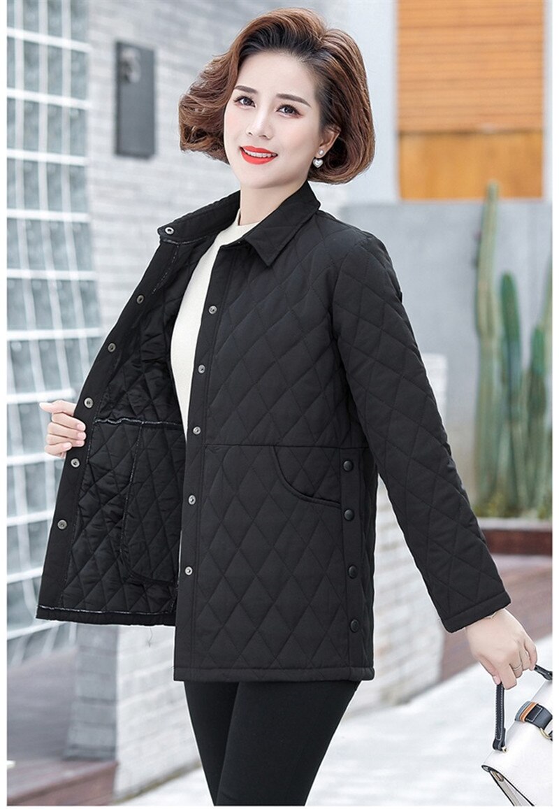 Veste d'automne en coton pour femmes, couleur unie, grande taille 5XL, chemise fine rembourrée en coton, vêtements pour mères d'âge moyen et âgées: Black / 5XL