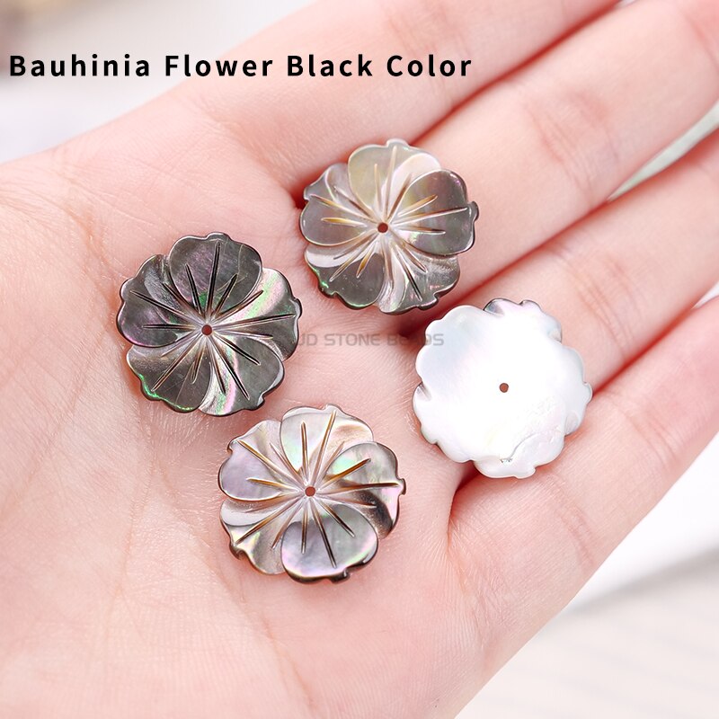 10 Pz/lotto Naturale Bianco Nero Rosa della perla della Margherita Del Fiore della Rosa Branelli Allentati Borsette Monili Che Fanno 8 millimetri-18mm Decorazioni regali: Flower Black Color / 15mm