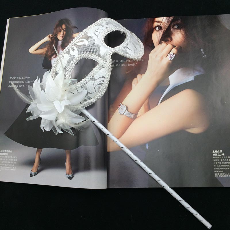 Venice Princess Masquerade Mask Handheld Side Flower Translucent Feather Lily Mask Flat Head Lace Handheld Mask: Blue