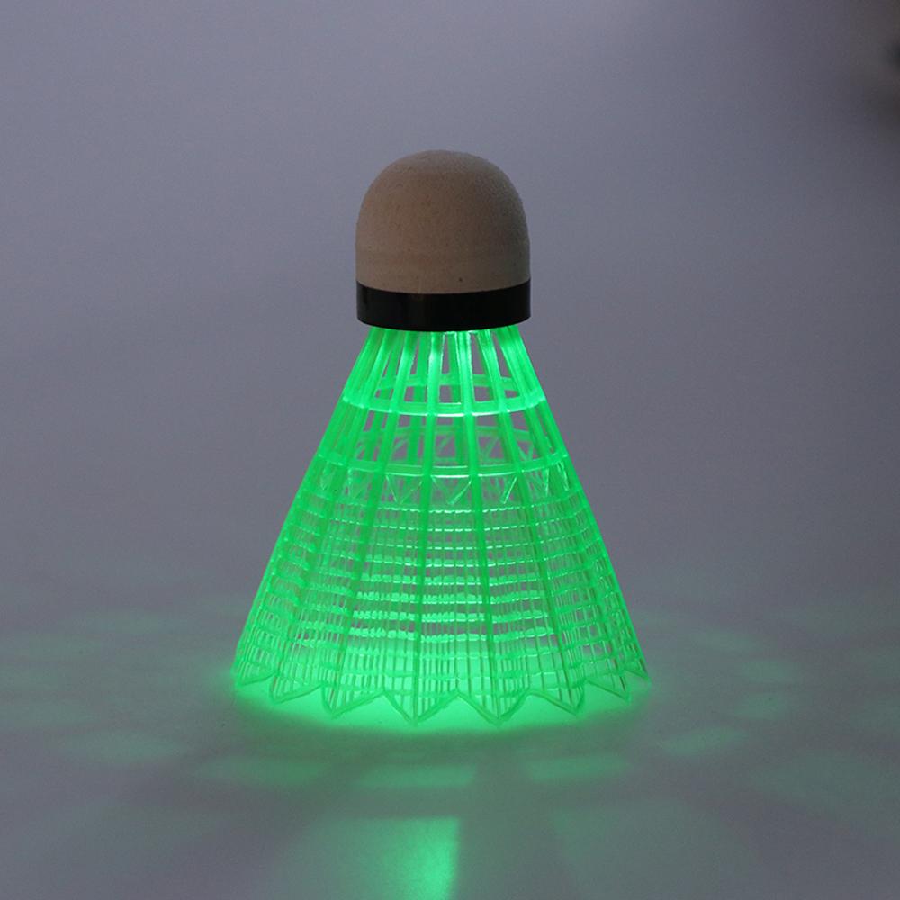 3 st led glödande ljus upp plast badminton bollar färgglada belysning bollar